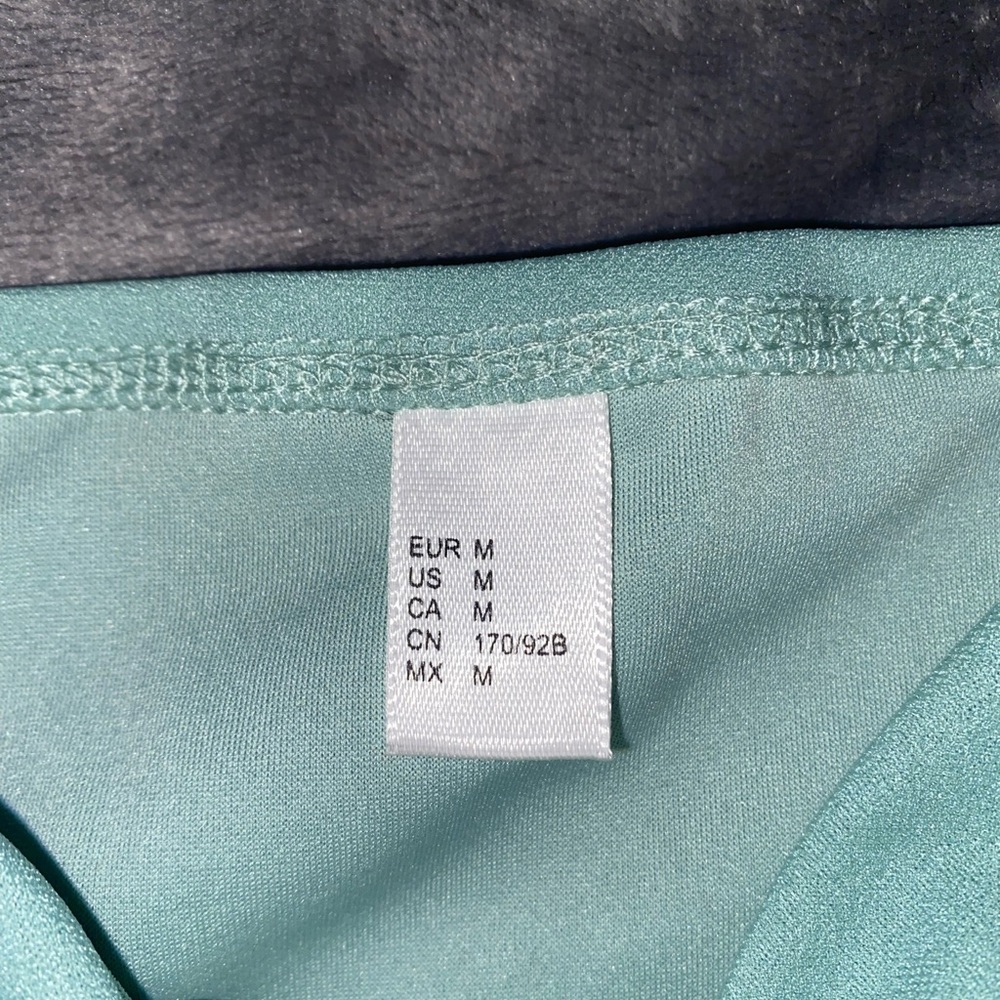 Shein Ruffle Knot Front Cami Crop Top - Picture 5 of 5